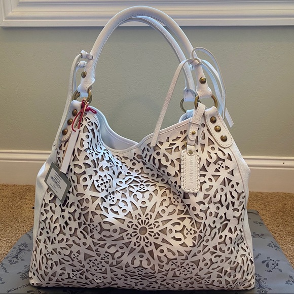 Isabella Fiore Handbags - SPRING IS HERE - ISABELLA FIORE LARGE TOTE (WHITE)